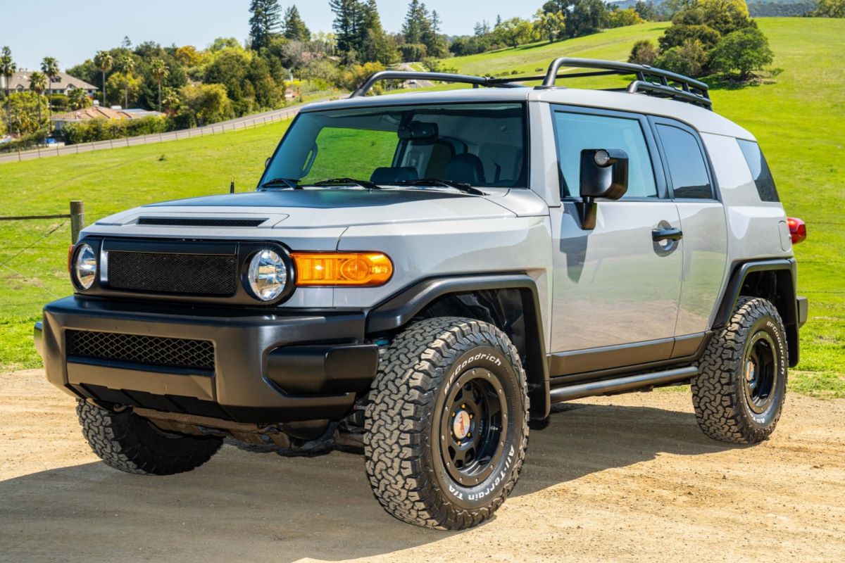 Toyota Fj Cruiser 2024