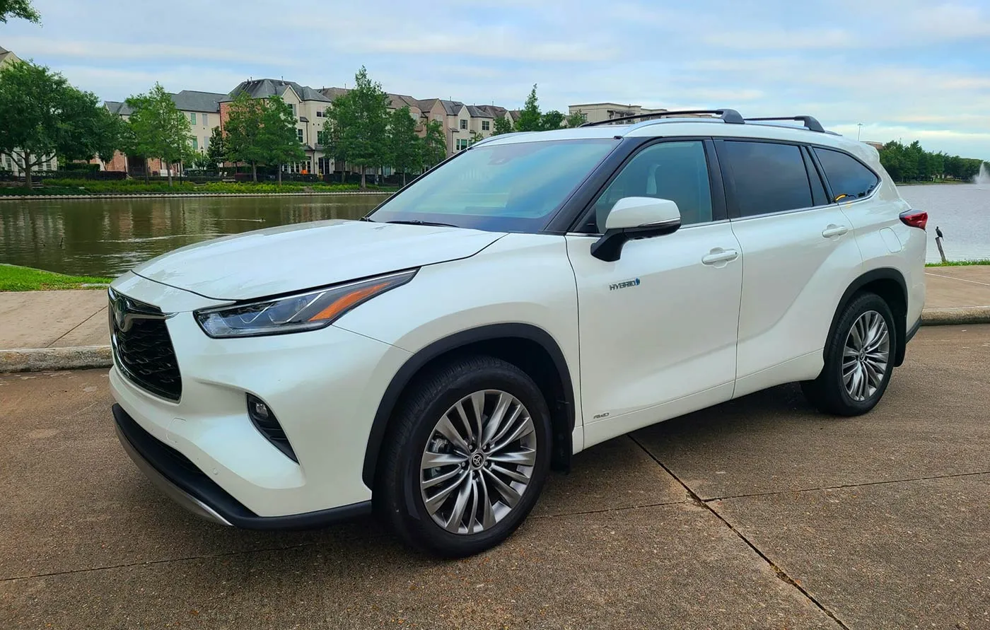 Toyota Highlander Limited 2021