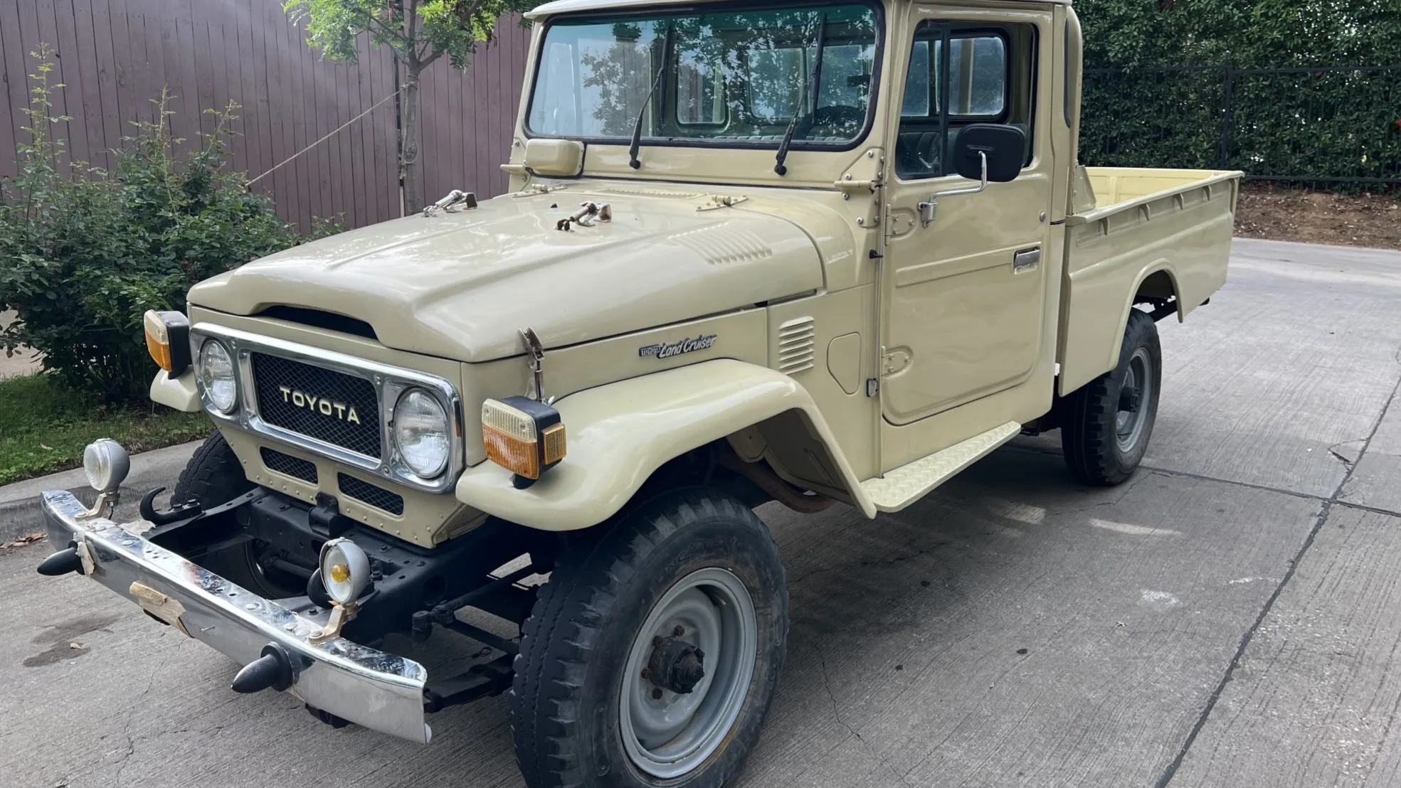 Toyota Land Cruiser Pickup (1970s–1980s)