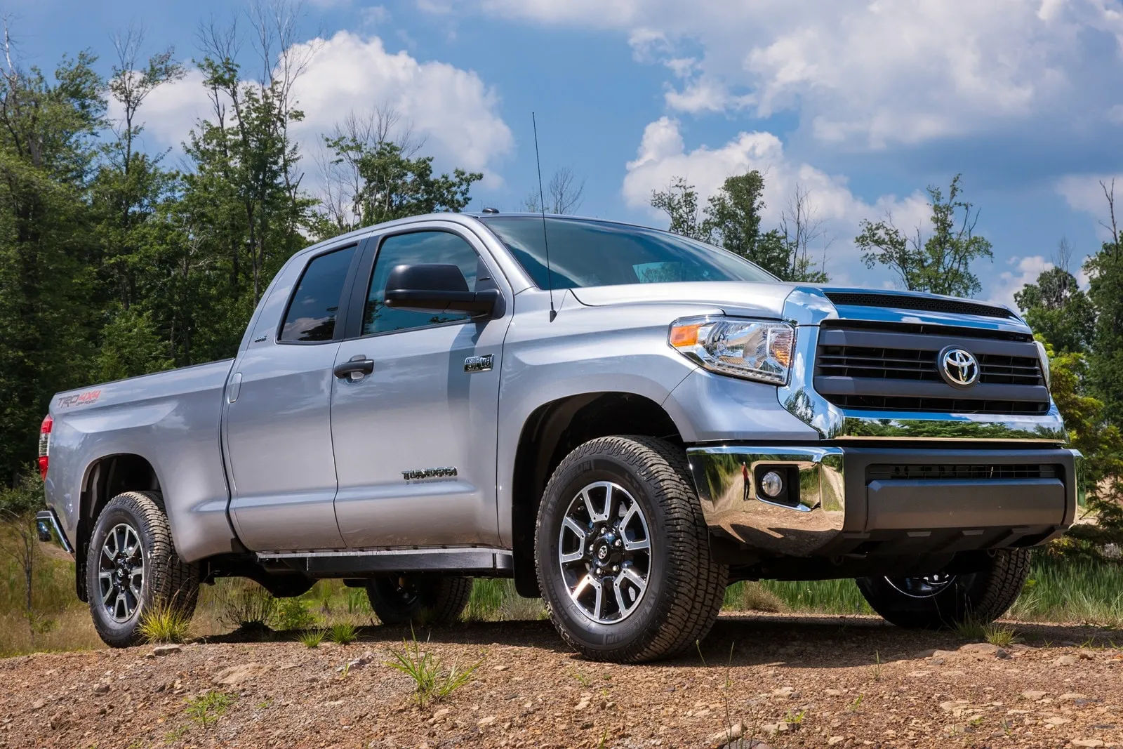 Toyota Tundra CrewMax SR5 5.7L V8 2014