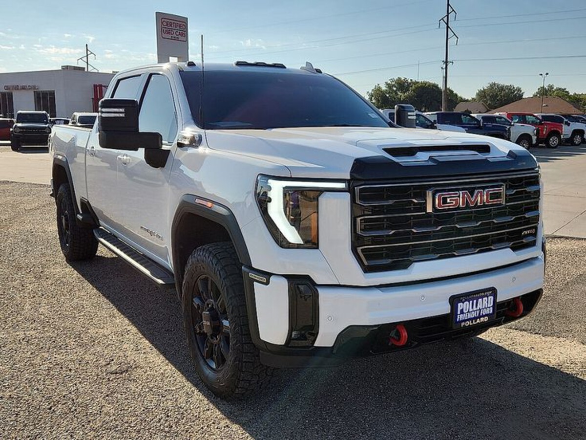 2025 GMC Sierra AT4X