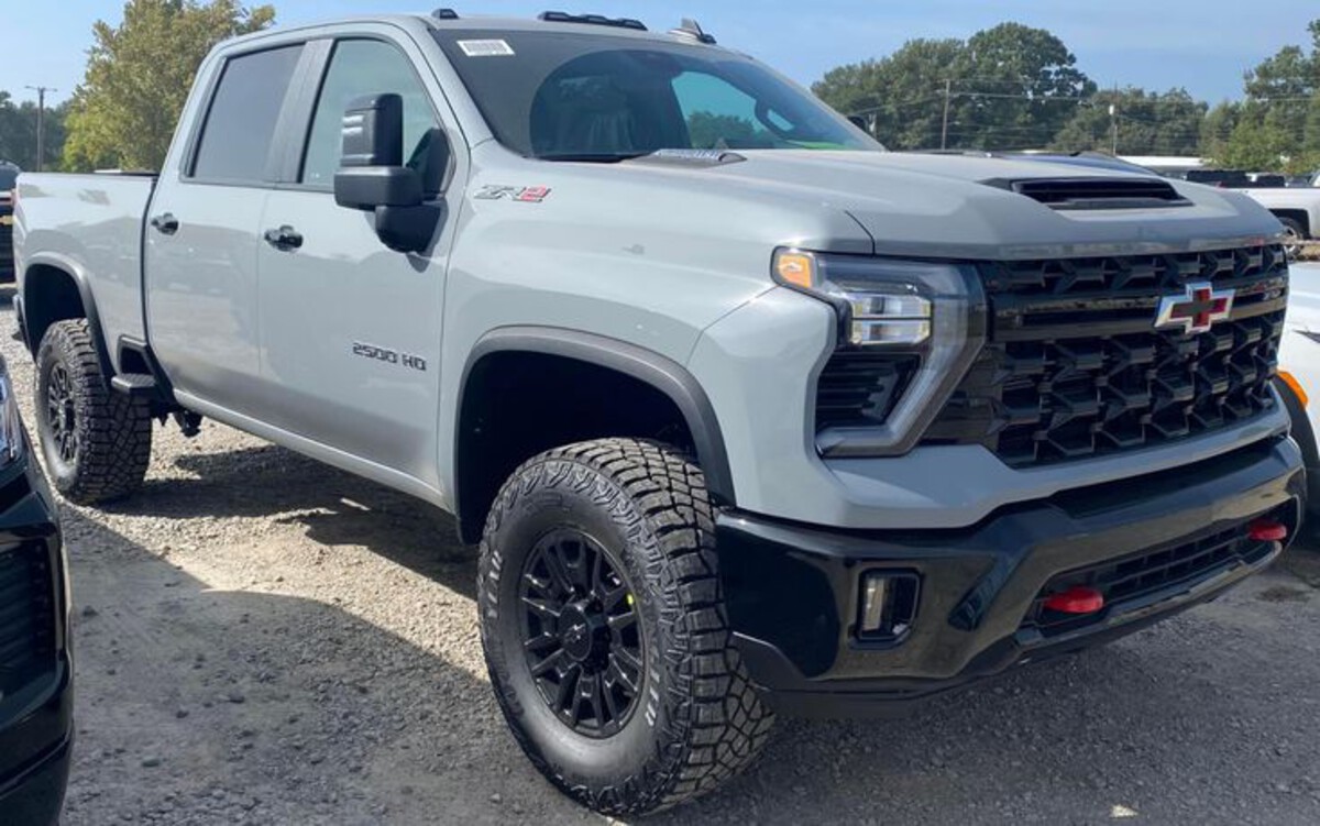 Chevrolet Silverado 2500HD (2011–2019 Duramax Diesel) Chevrolet Silverado 2500HD (2011–2019 Duramax Diesel)