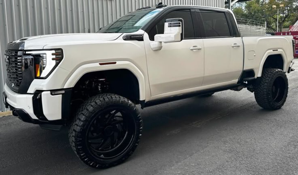 GMC Sierra 2500HD (2015–2020 Duramax Diesel) GMC Sierra 2500HD (2015–2020 Duramax Diesel)