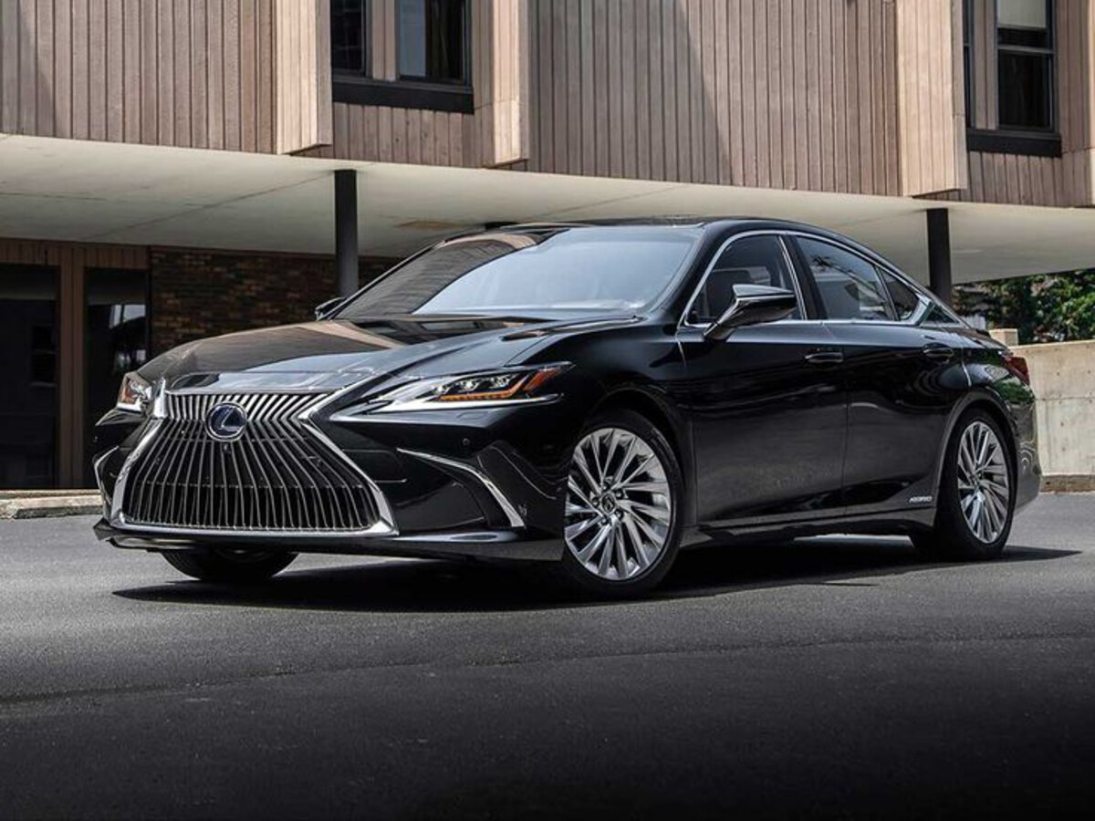 Lexus ES 300h – Premium Hybrid Reliability