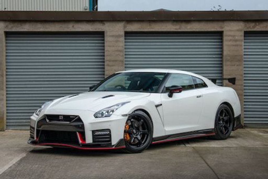 Nissan GT-R