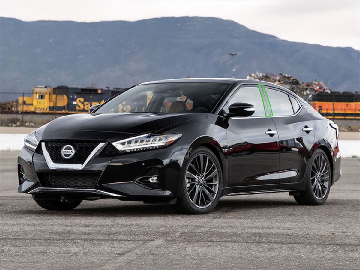 Nissan Maxima 