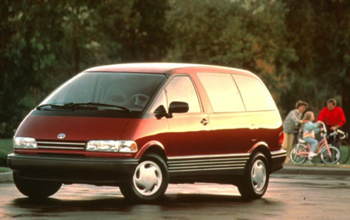 Toyota Previa (1997 Best Picks)