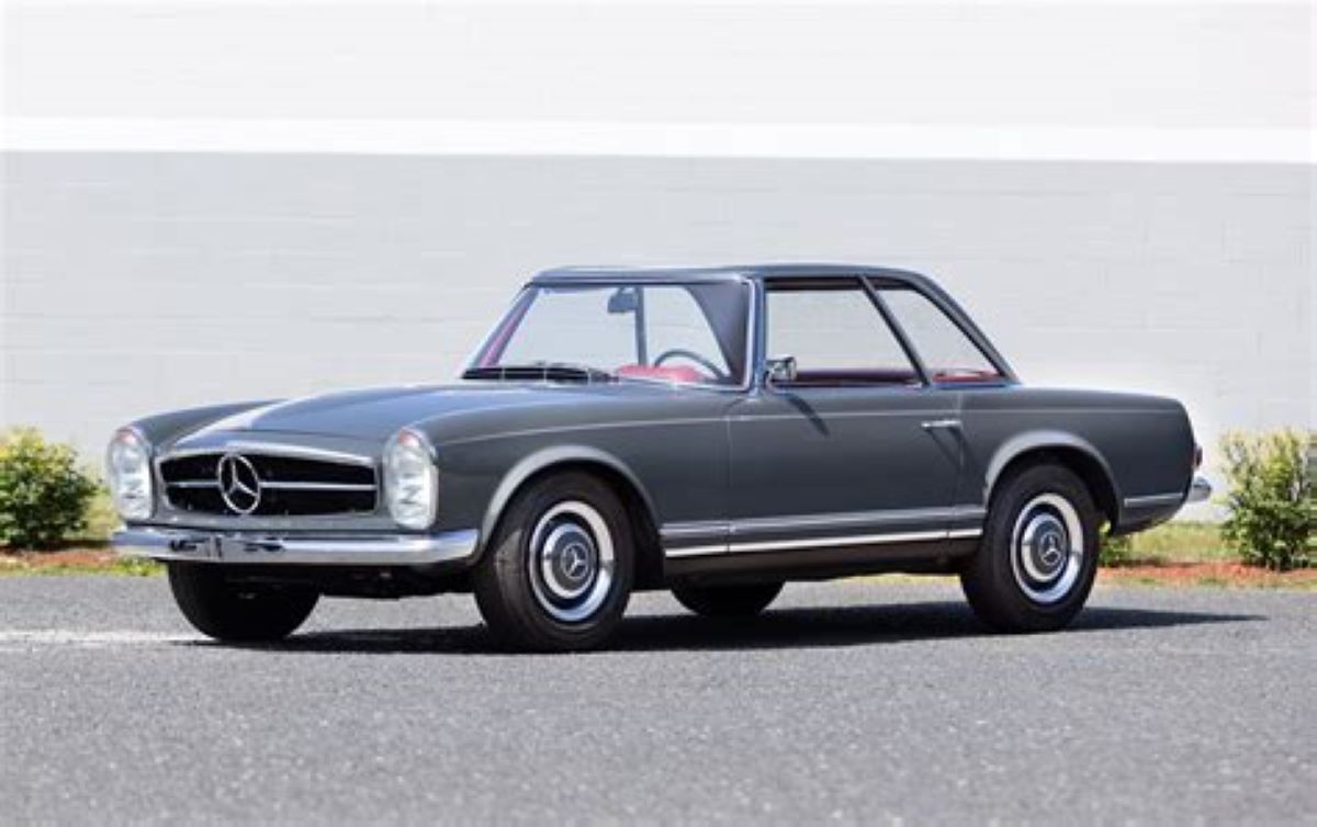 1963 Mercedes Benz 230SL Pagoda