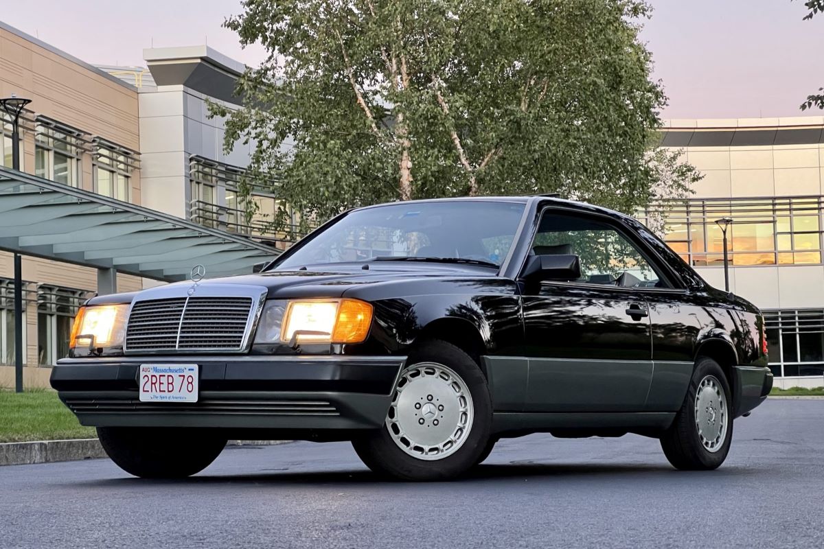 1988 Mercedes Benz 300CE
