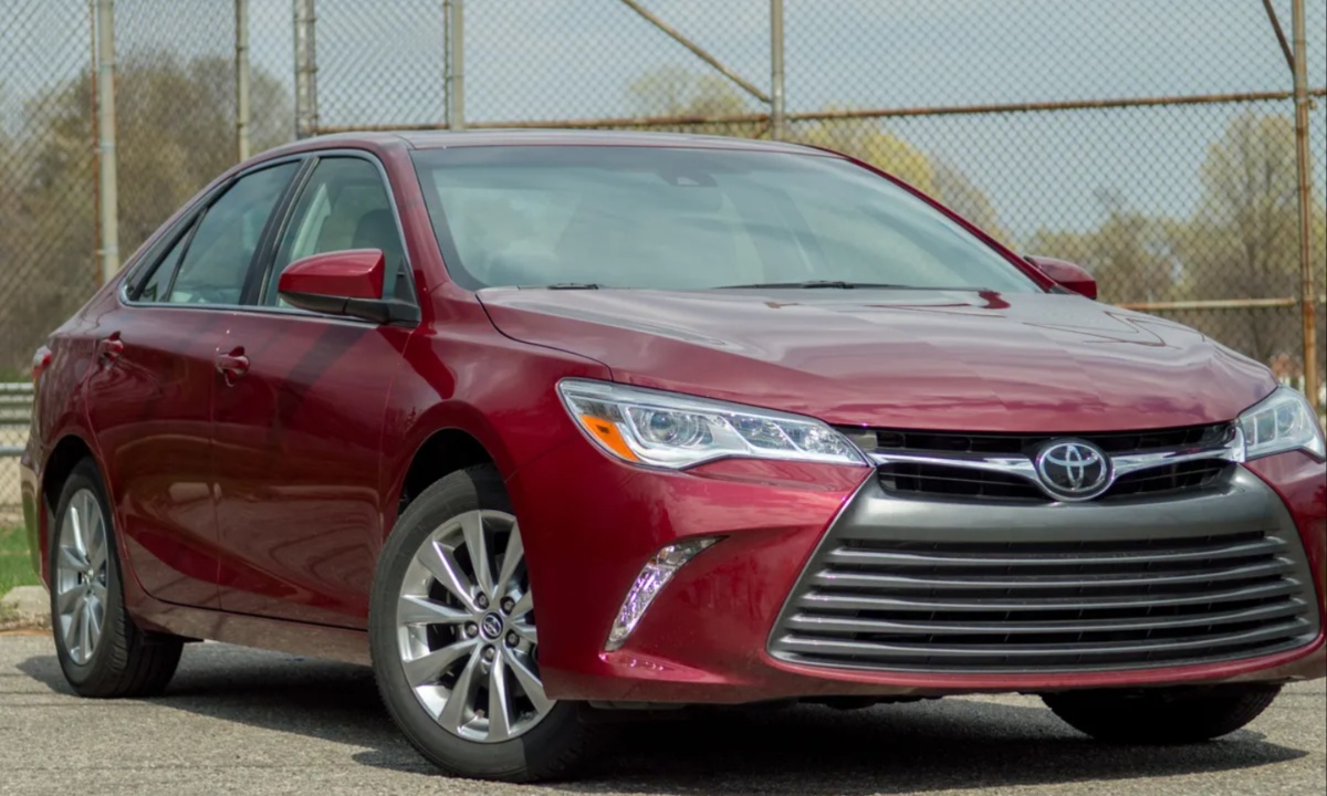 2017 Toyota Camry SE