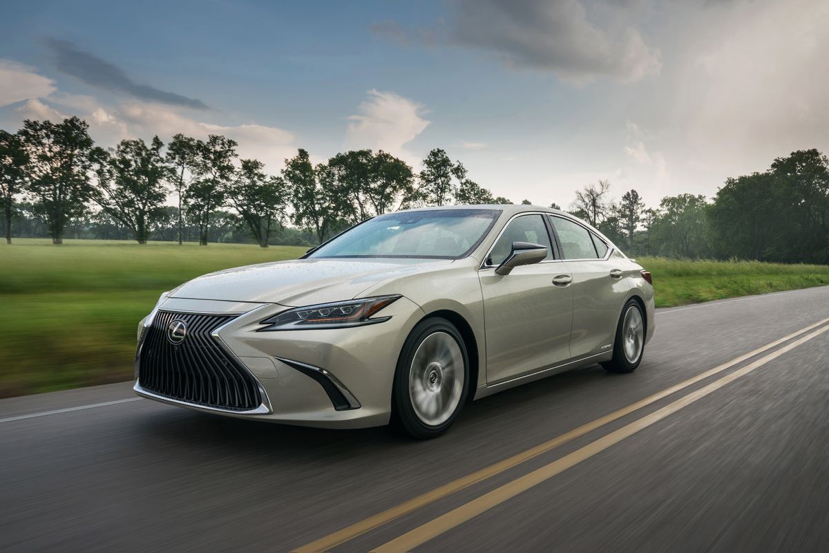 2019 Lexus ES 300h
