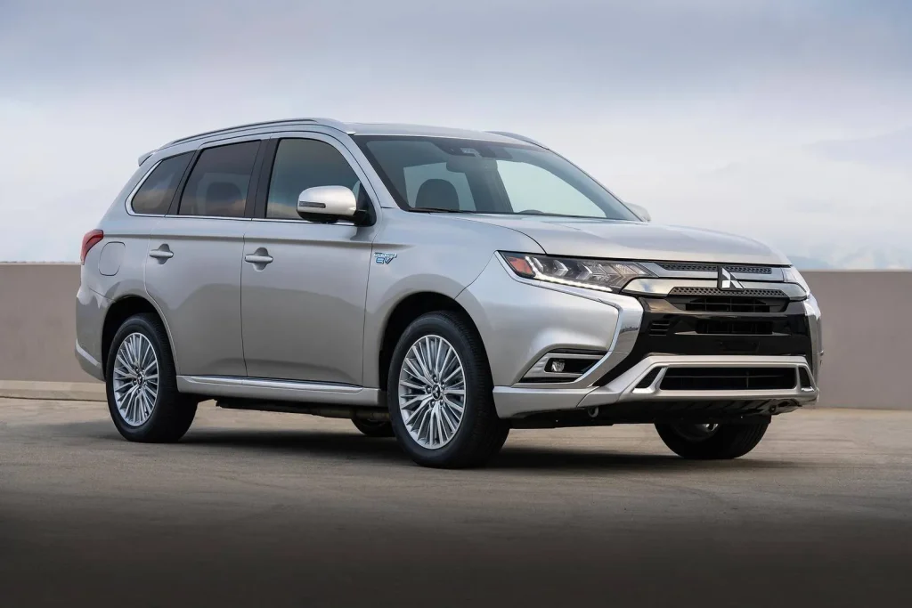 2020 Mitsubishi Outlander PHEV 2020 Mitsubishi Outlander PHEV