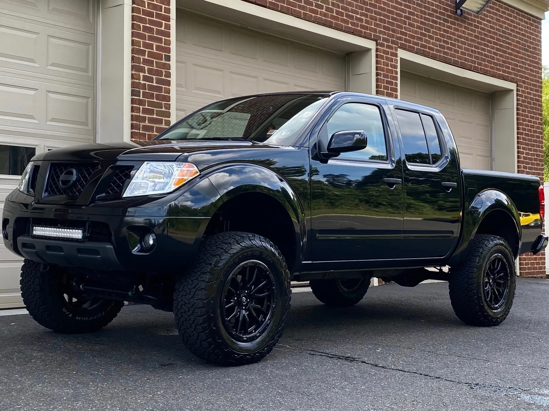 2020 Nissan Frontier SV