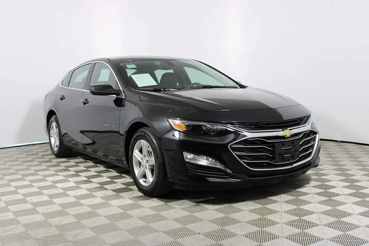 2022 Chevrolet Malibu LS
