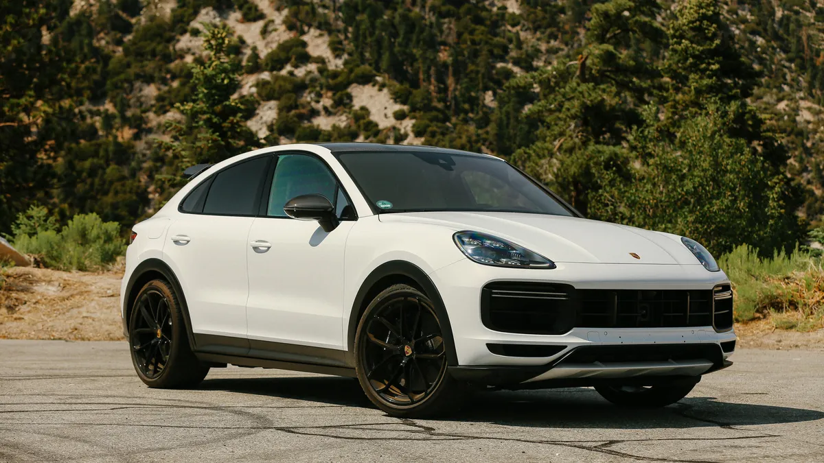 2022 Porsche Cayenne