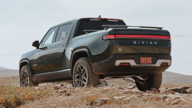 2022 Rivian R1T 2