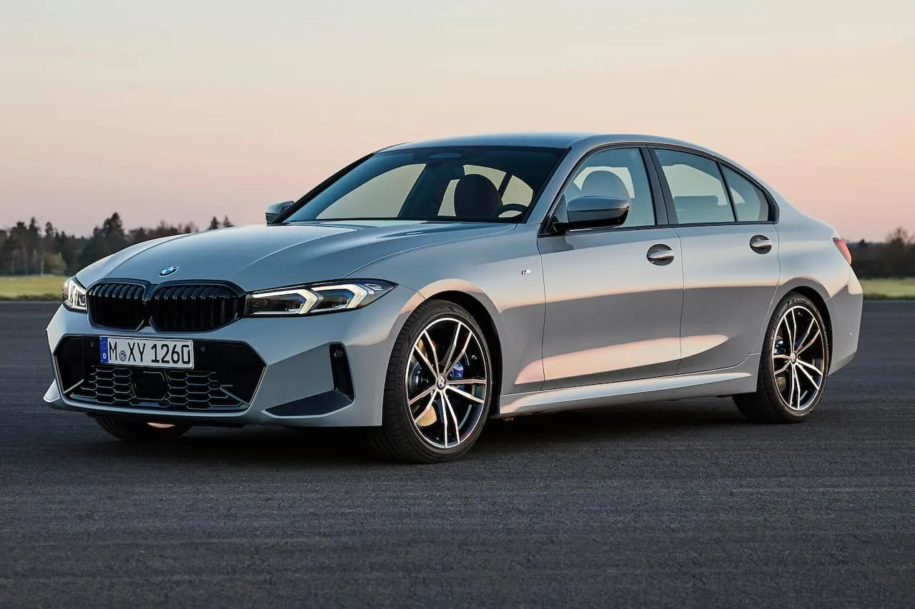 2023 BMW 330e