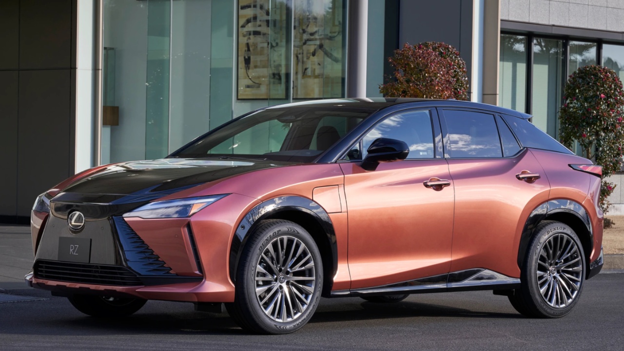 2023 Lexus RZ450e