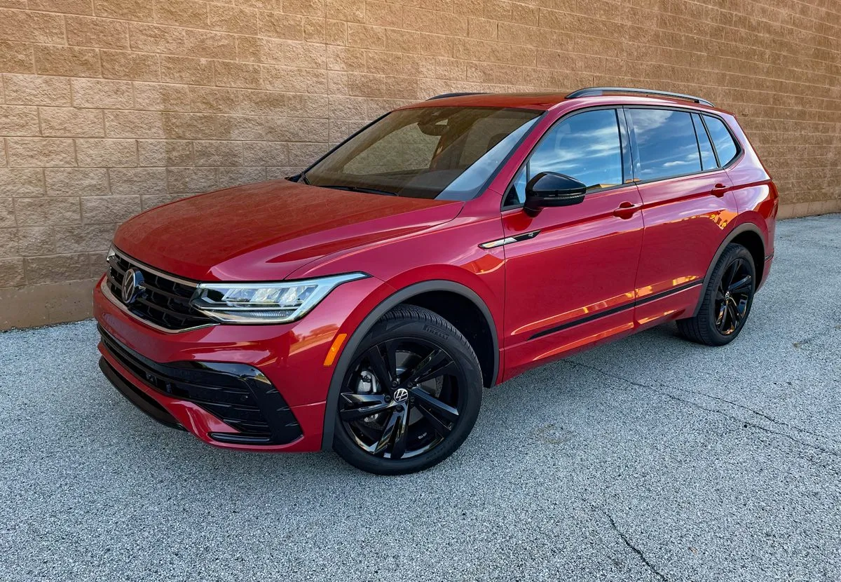 2024 Volkswagen Tiguan SE R Line