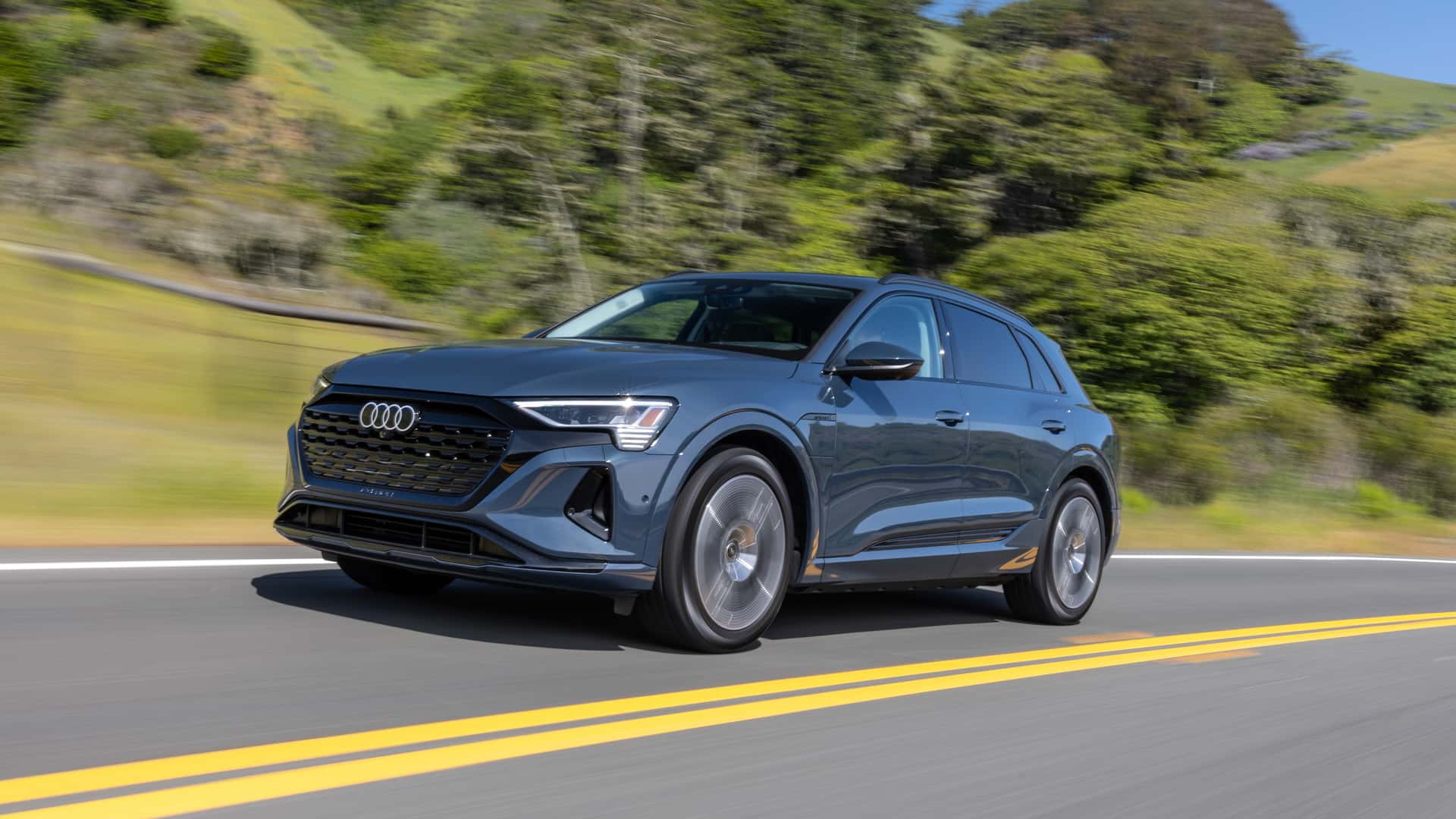 2025 Audi Q8 e-tron