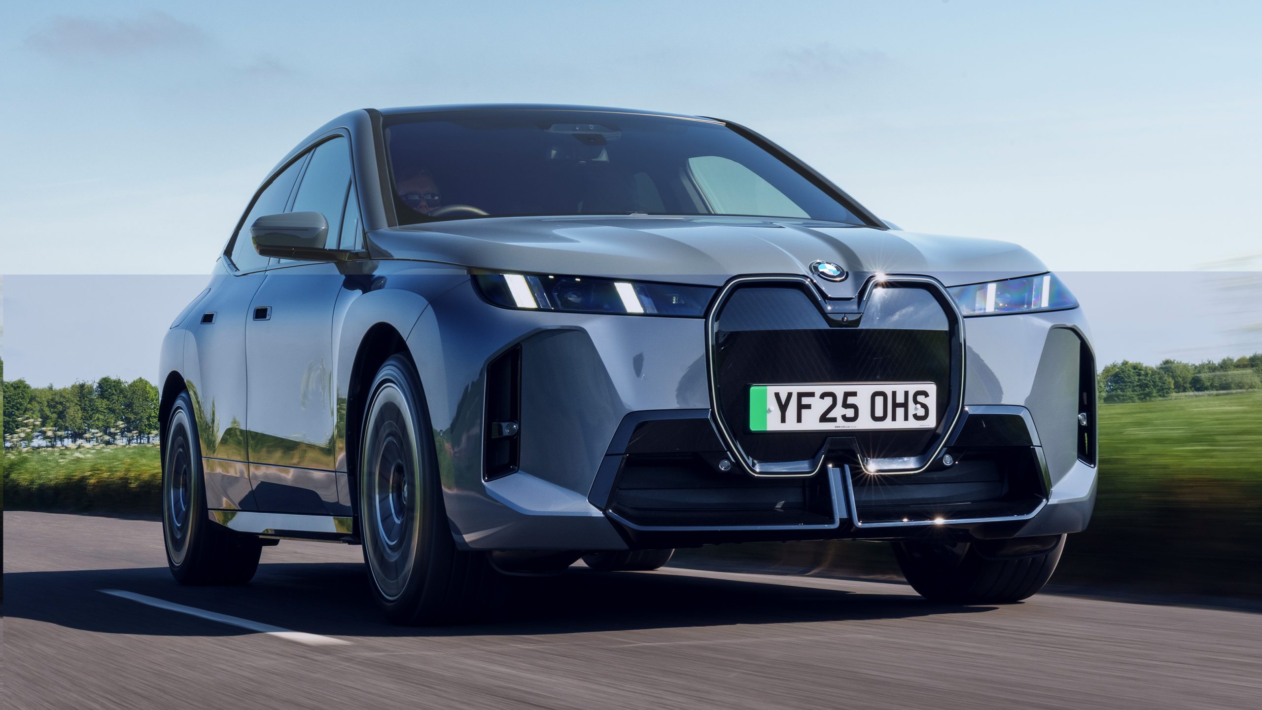 2025 BMW iX xDrive50