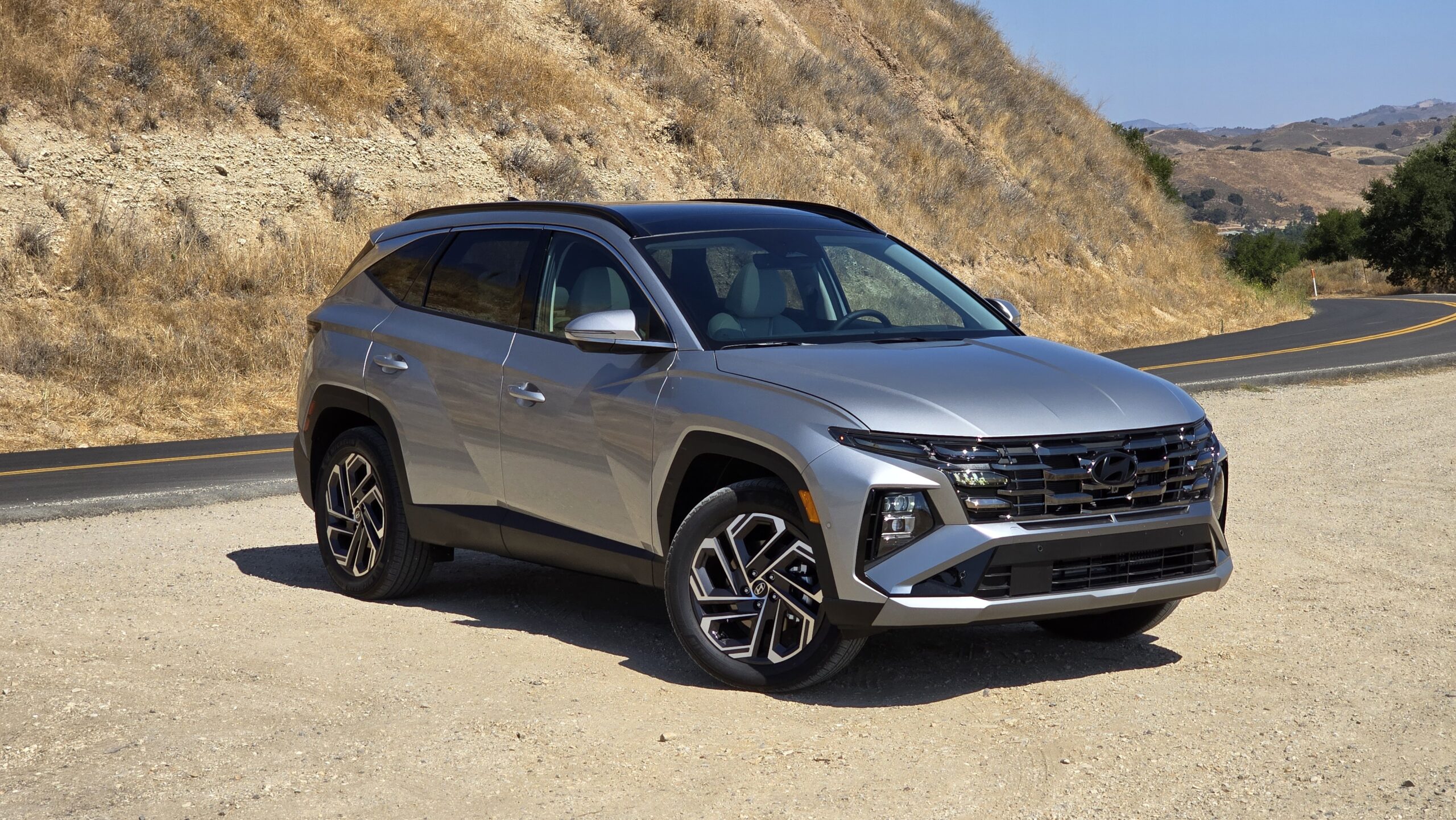 2025 Hyundai Tucson Hybrid 2025 Hyundai Tucson Hybrid