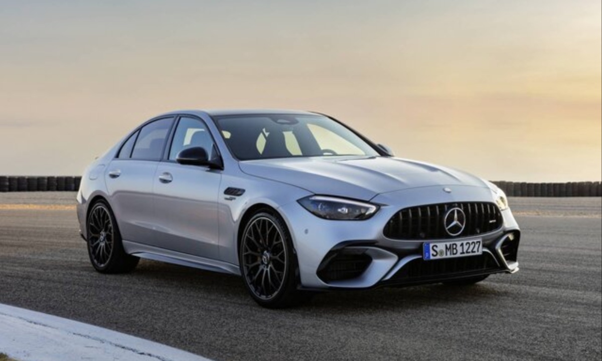 2025 Mercedes-Benz C-Class 4MATIC