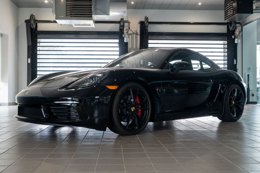 2025 Porsche 718 Cayman