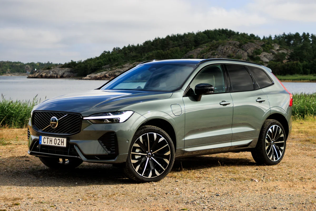 2026 Volvo XC60 Plug-In Hybrid