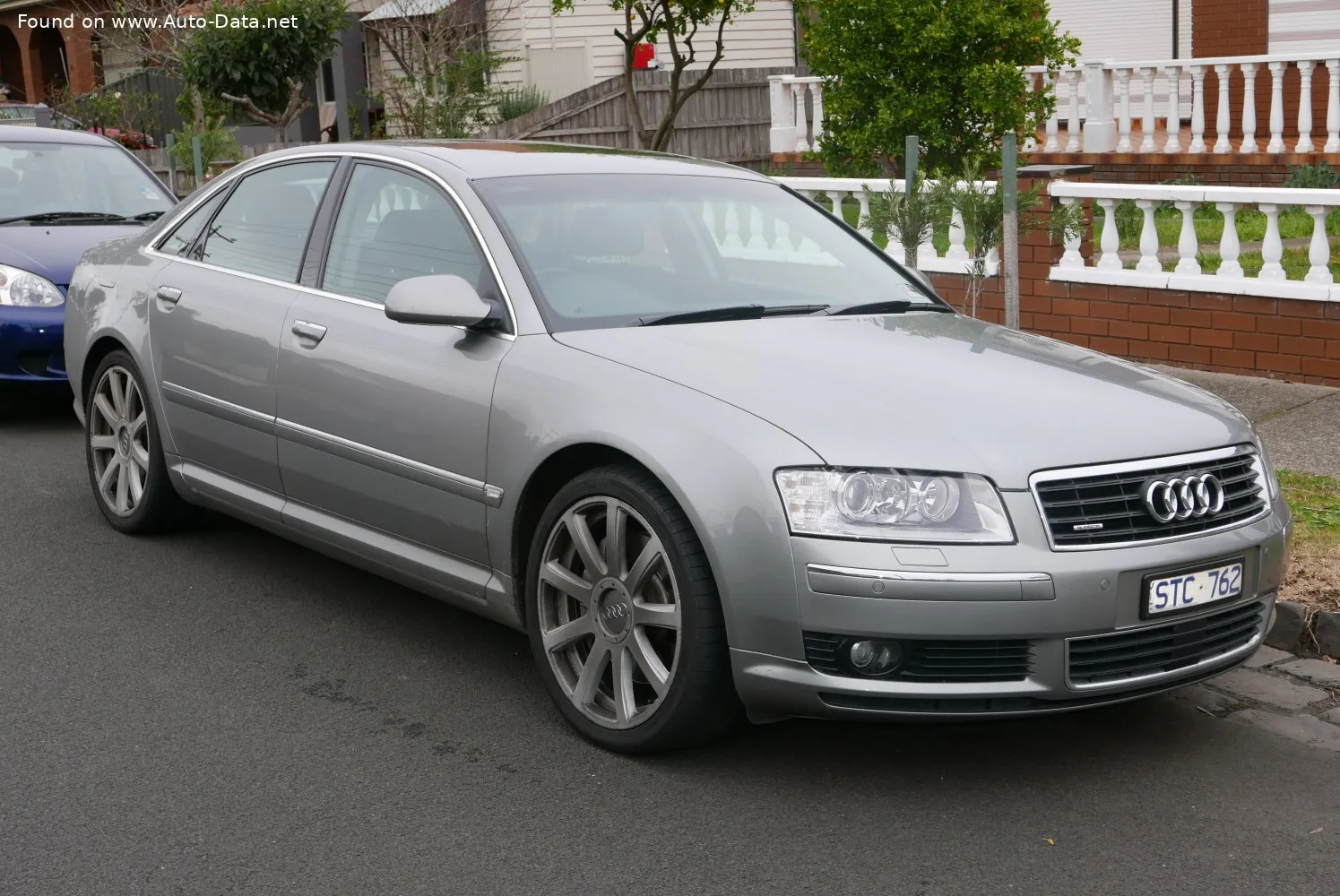 Audi A8 D3 4.2 FSI quattro