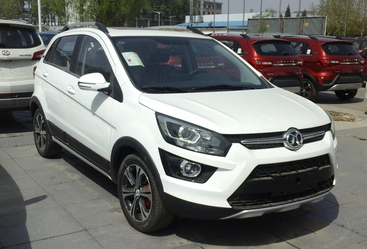 BAIC X25 1.5 MT Fashion
