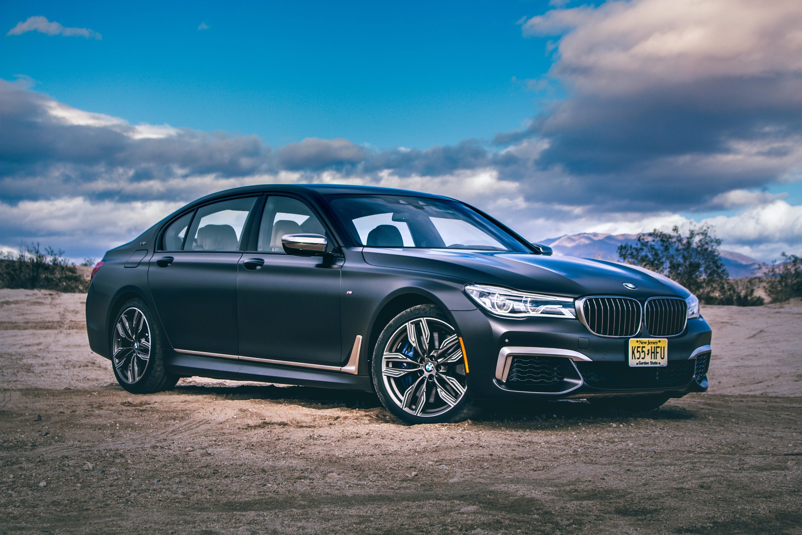 BMW M760i xDrive BMW M760i xDrive