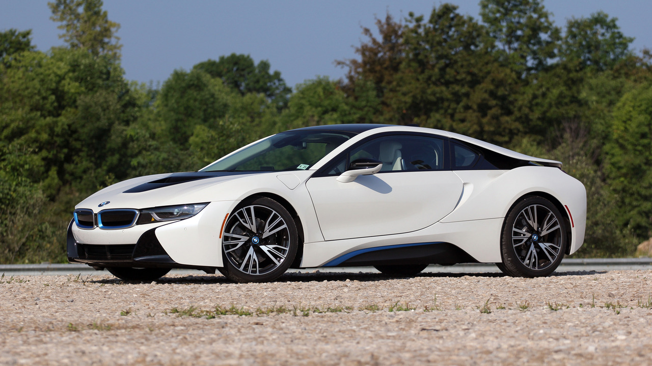 BMW i81