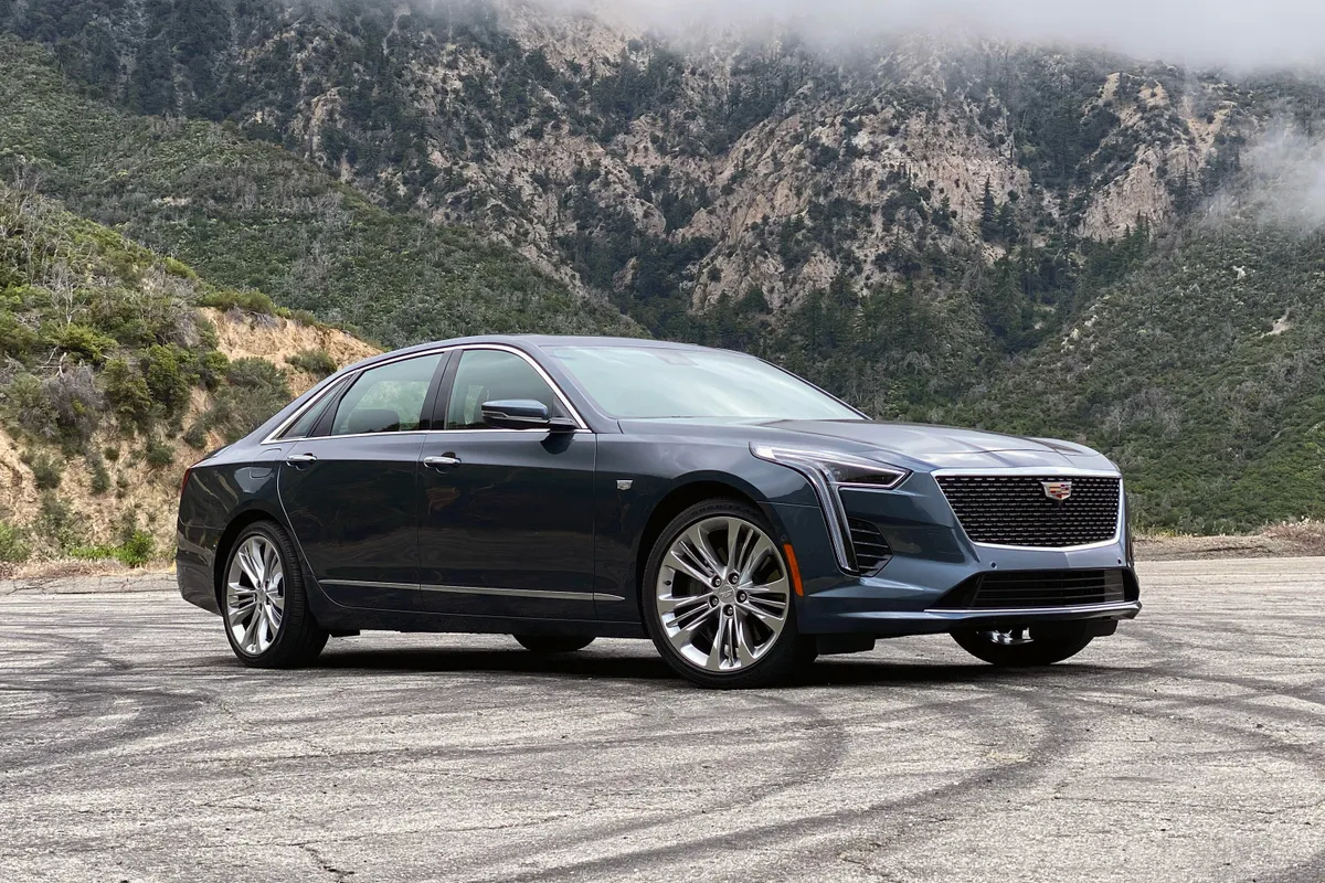 Cadillac CT6 (2016–2020)