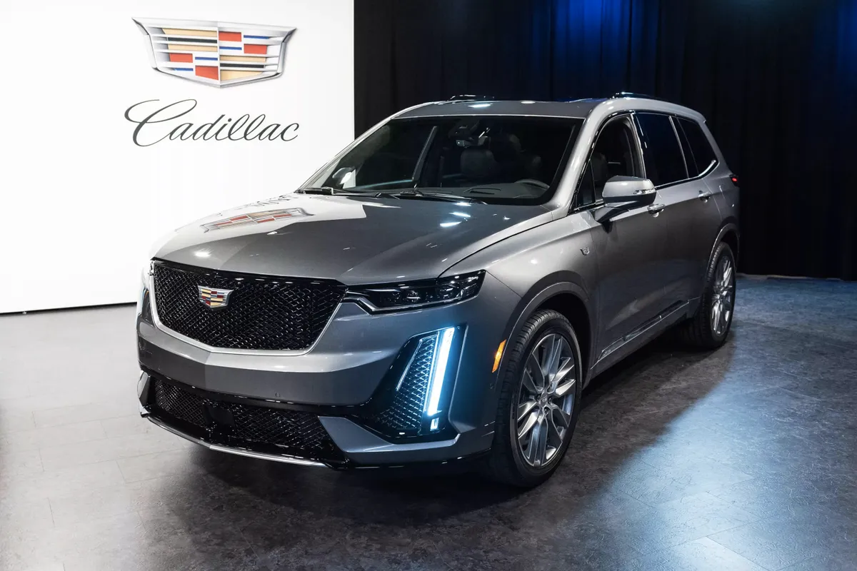 Cadillac XT6