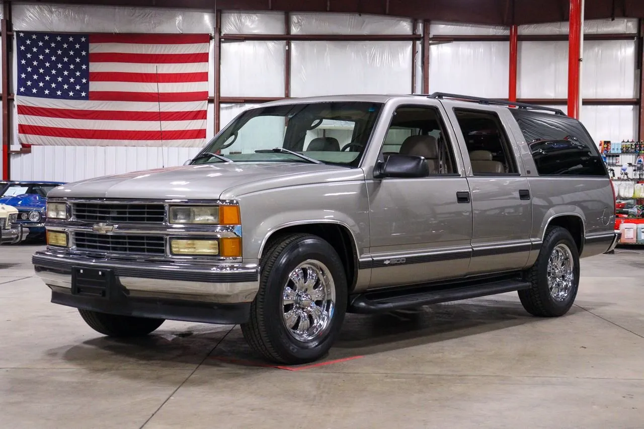 Chevrolet Suburban 1500