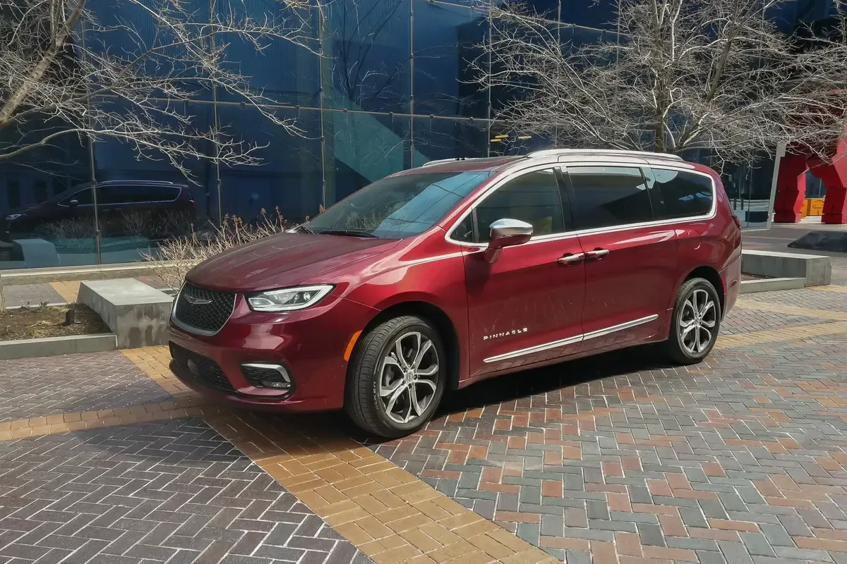 Chrysler Pacifica Pinnacle