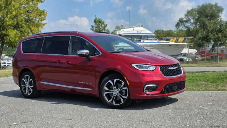 Chrysler Pacifica Pinnacle