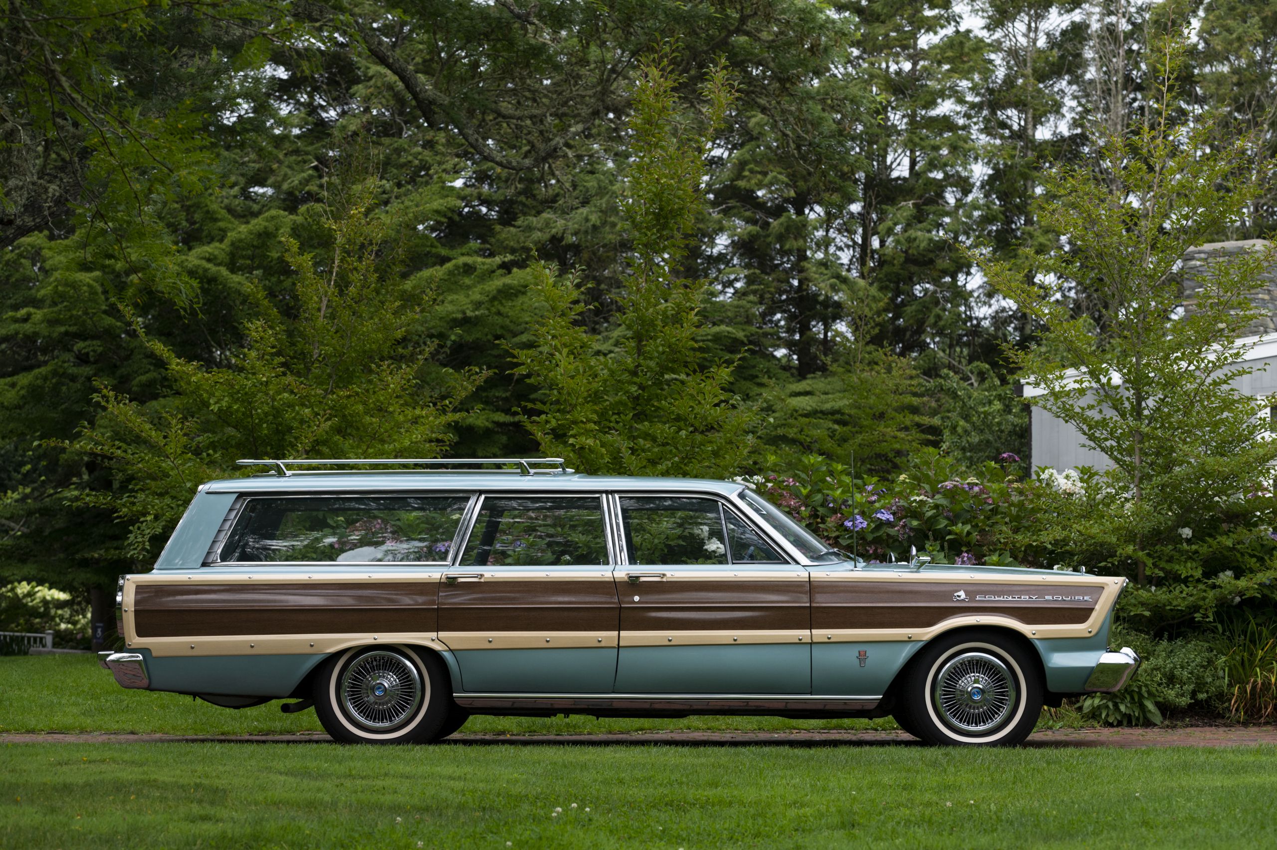 Ford Country Squire