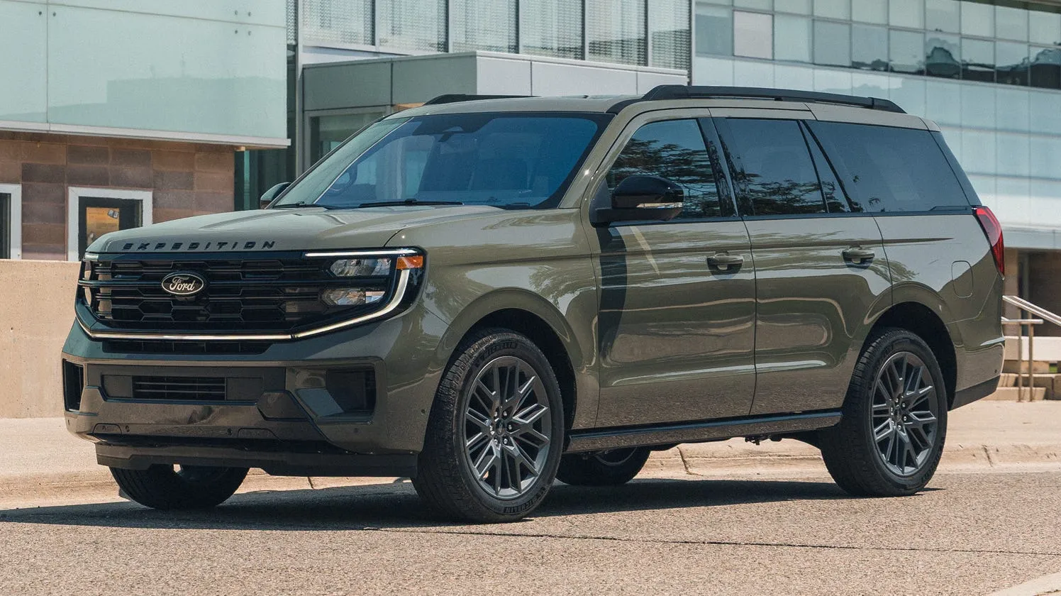 Ford Expedition Max Platinum 4x4