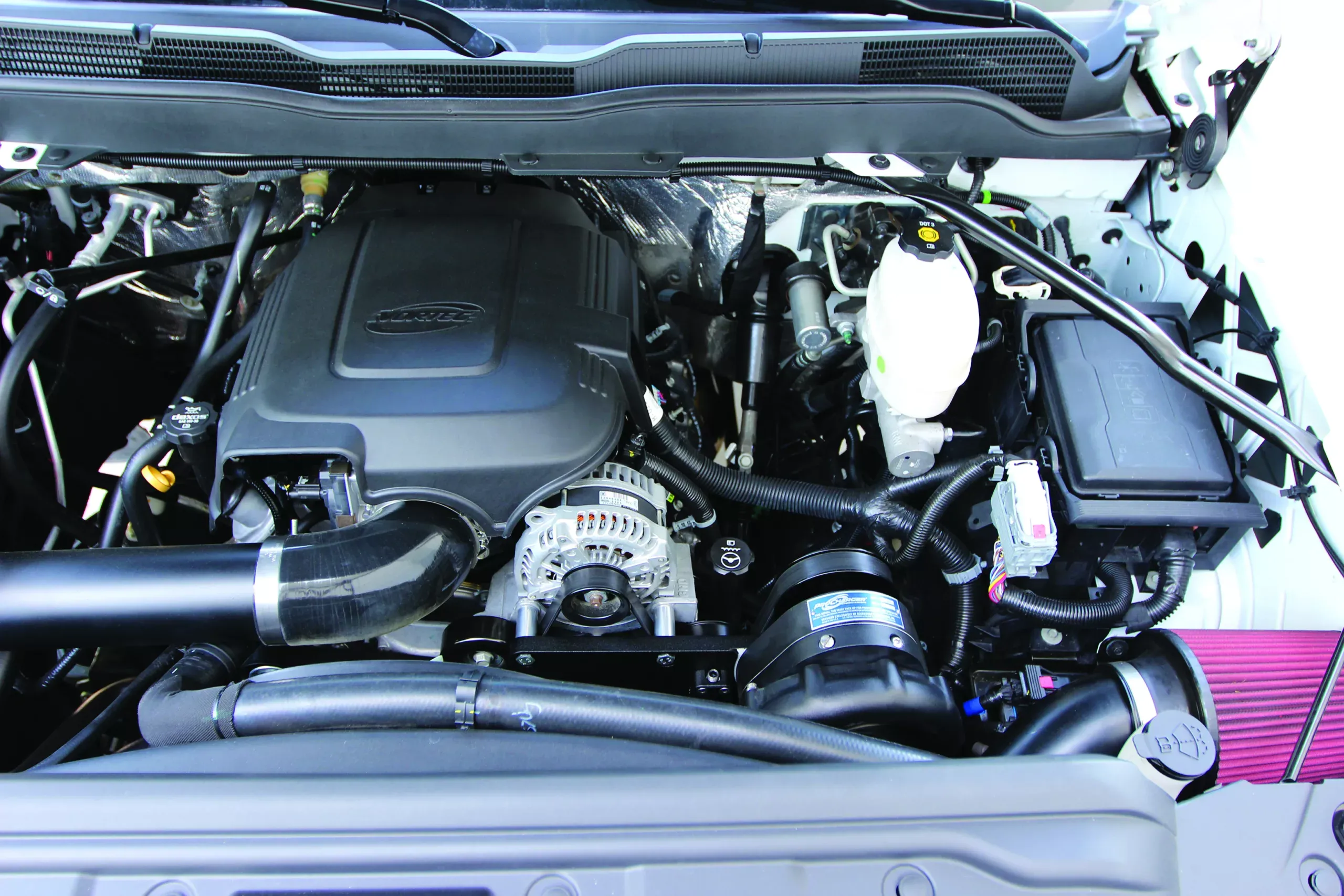 GMC Sierra 2500HD 6.0L V8 GMC Sierra 2500HD 6.0L V8