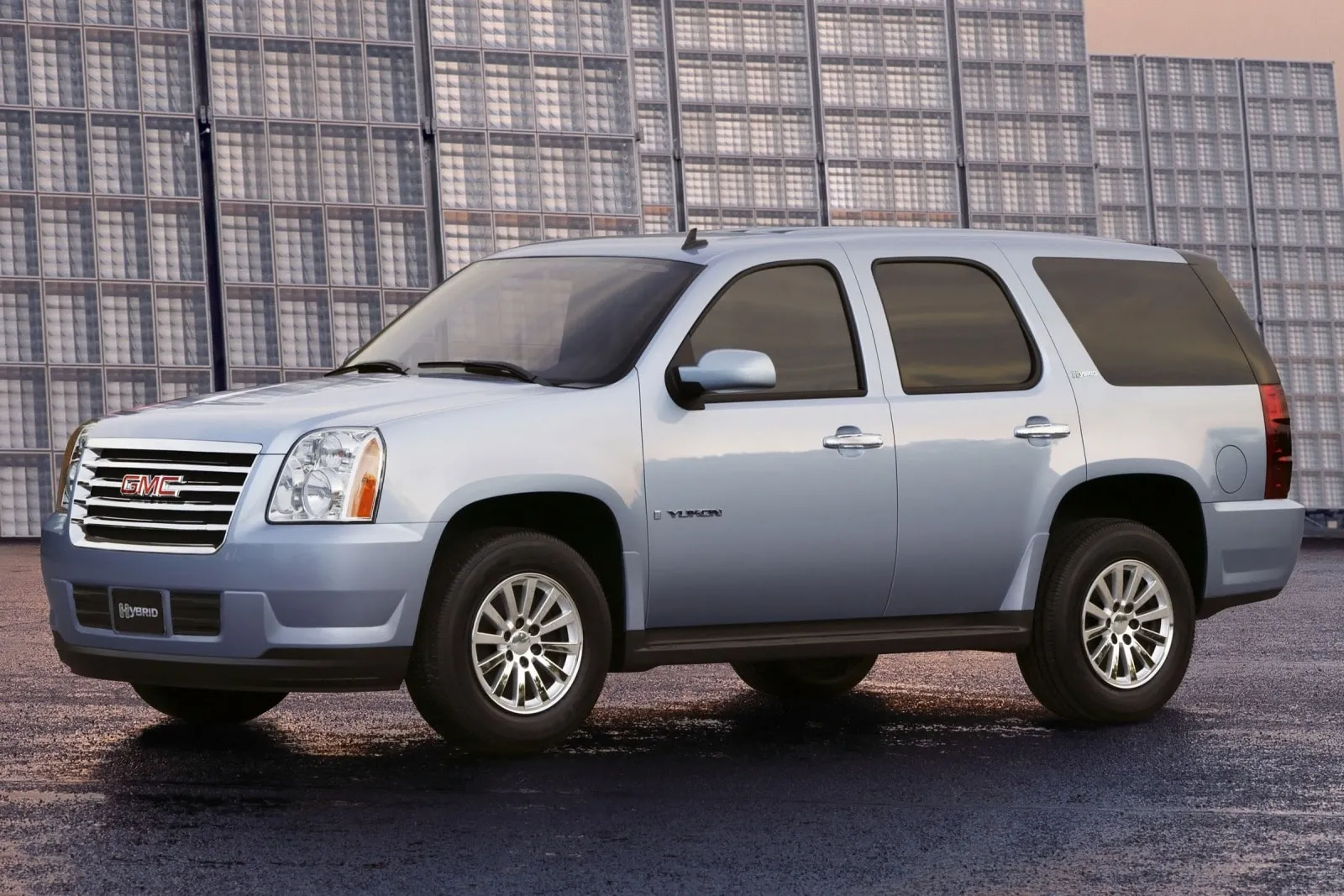 GMC Yukon Hybrid