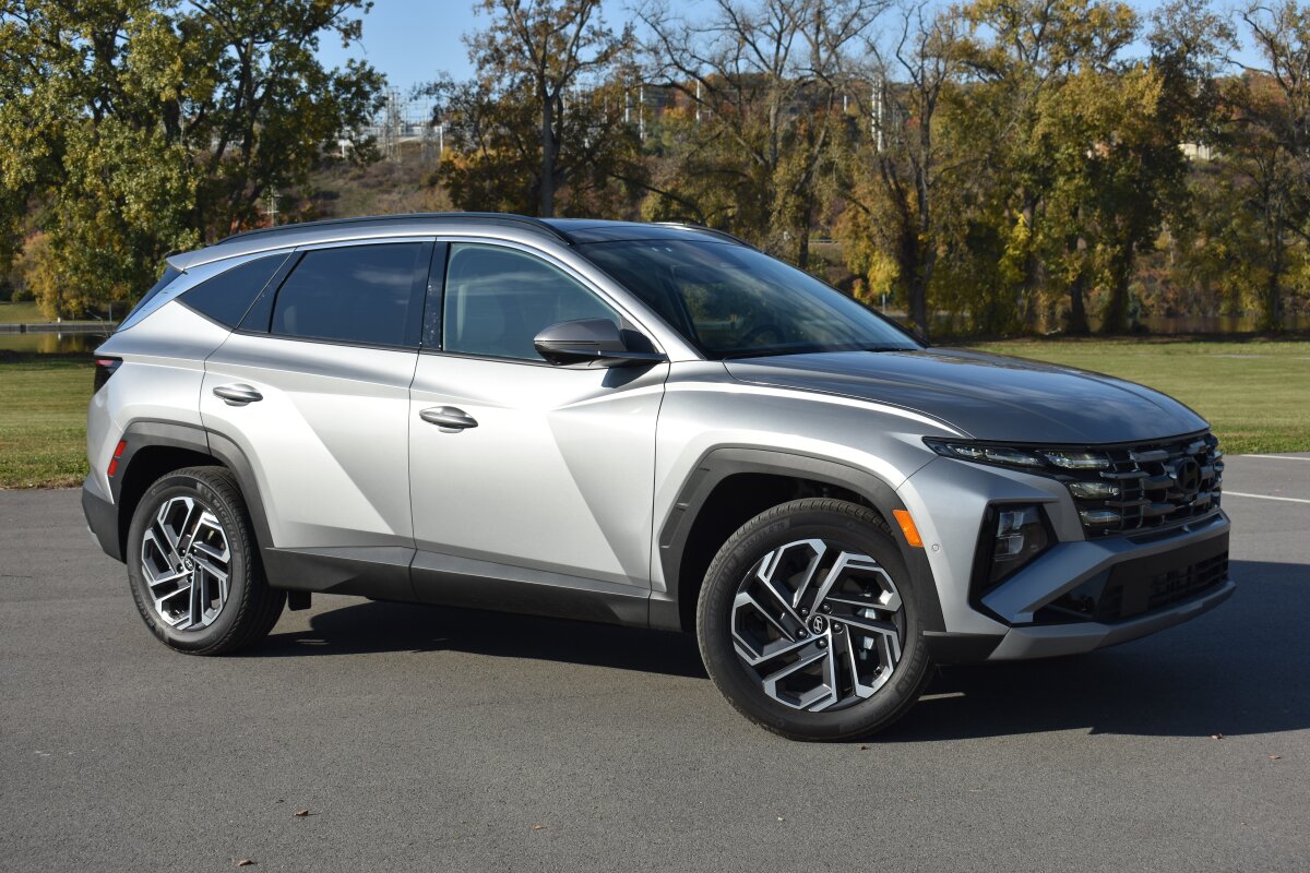 Hyundai Tucson Hybrid 2025