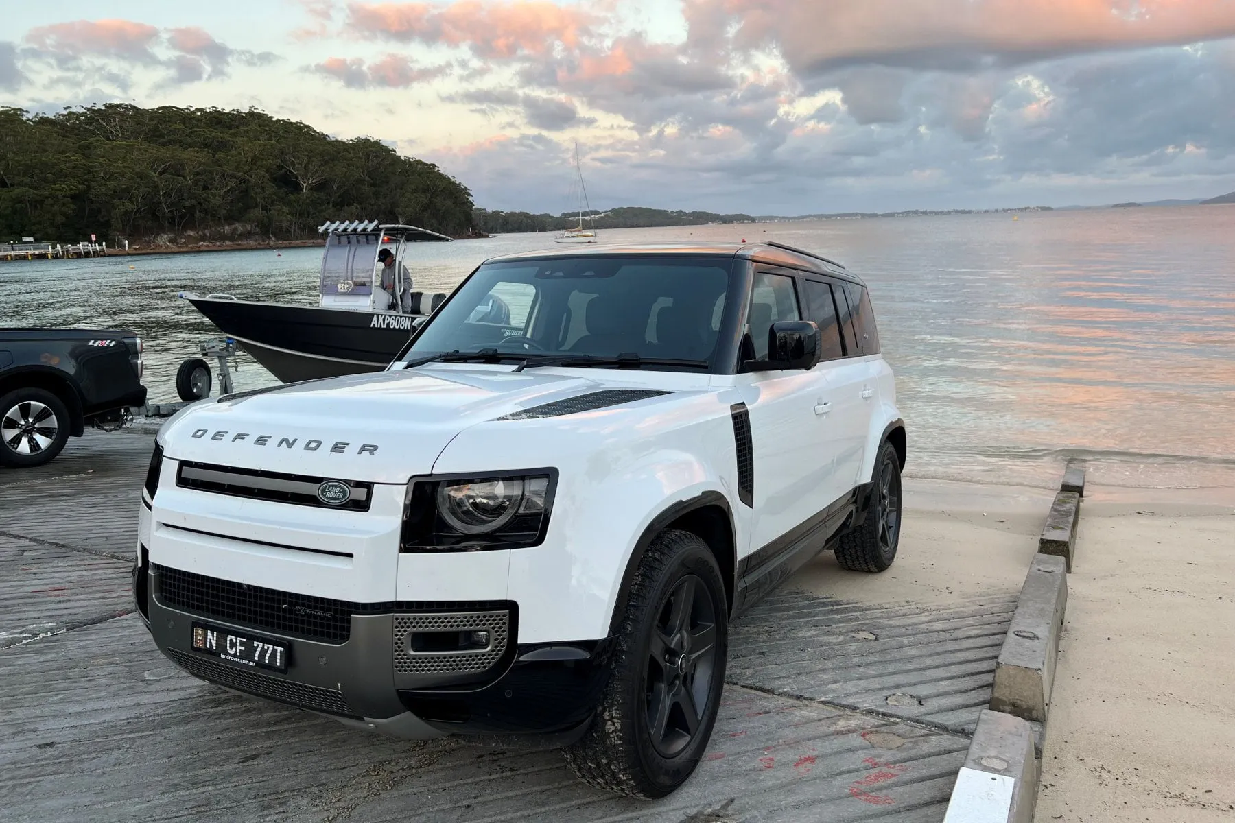 Land Rover Defender 110 D300 AWD