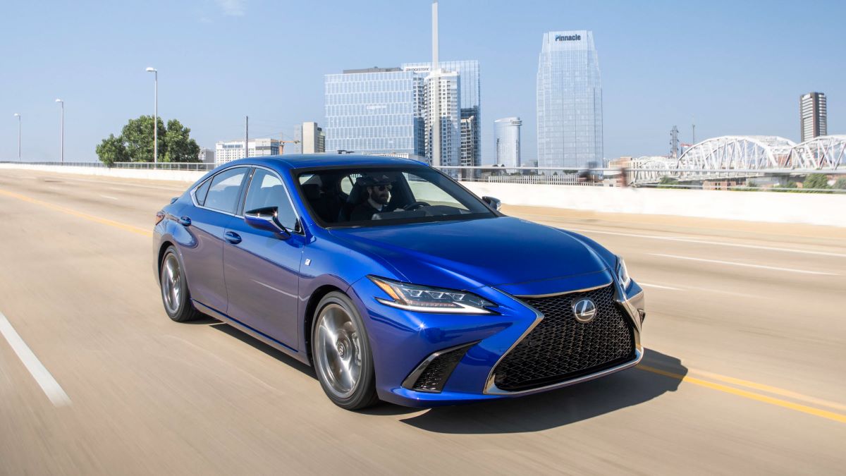 Lexus ES