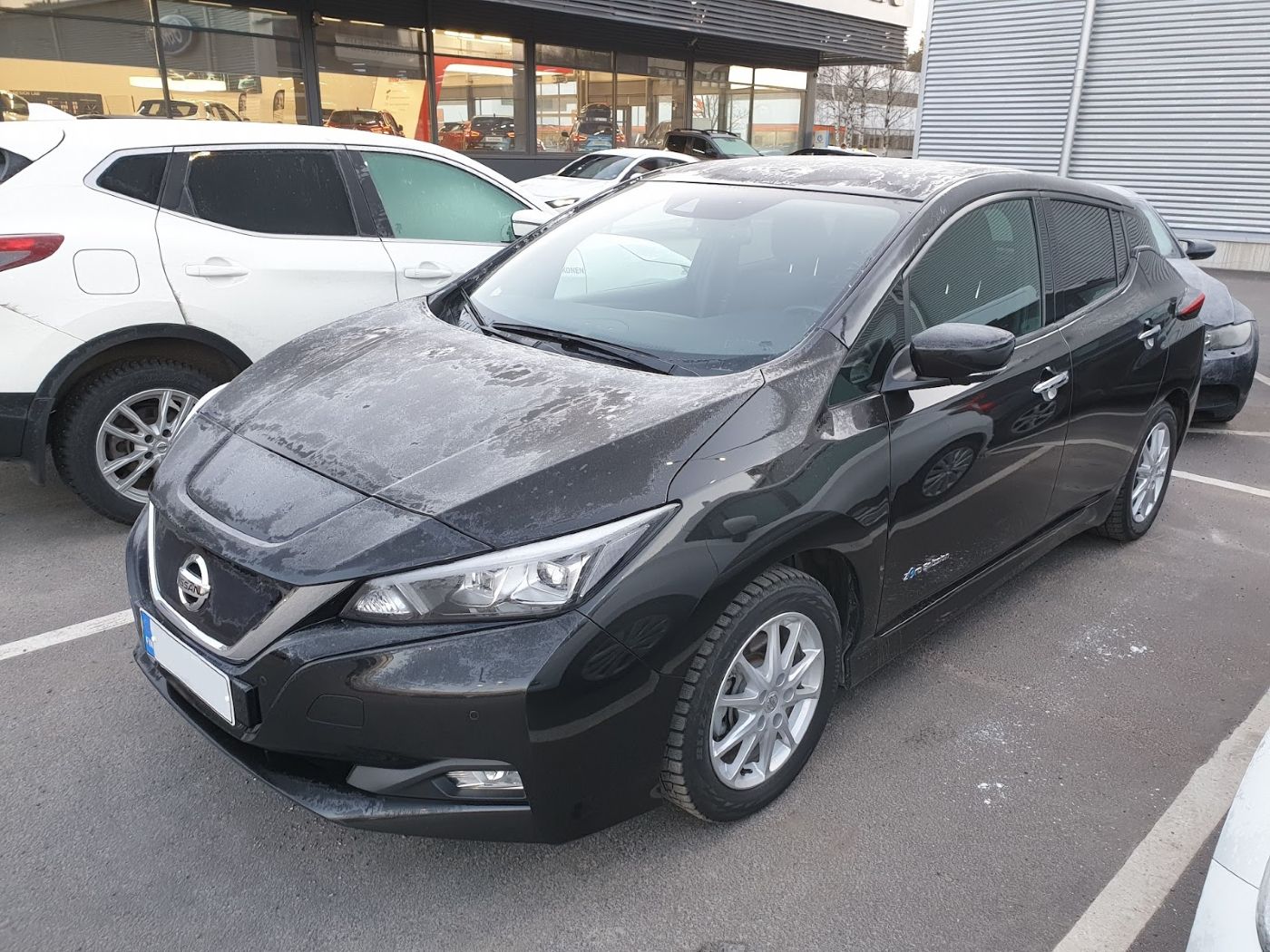 Nissan Leaf S (40 kWh) Nissan Leaf S (40 kWh)