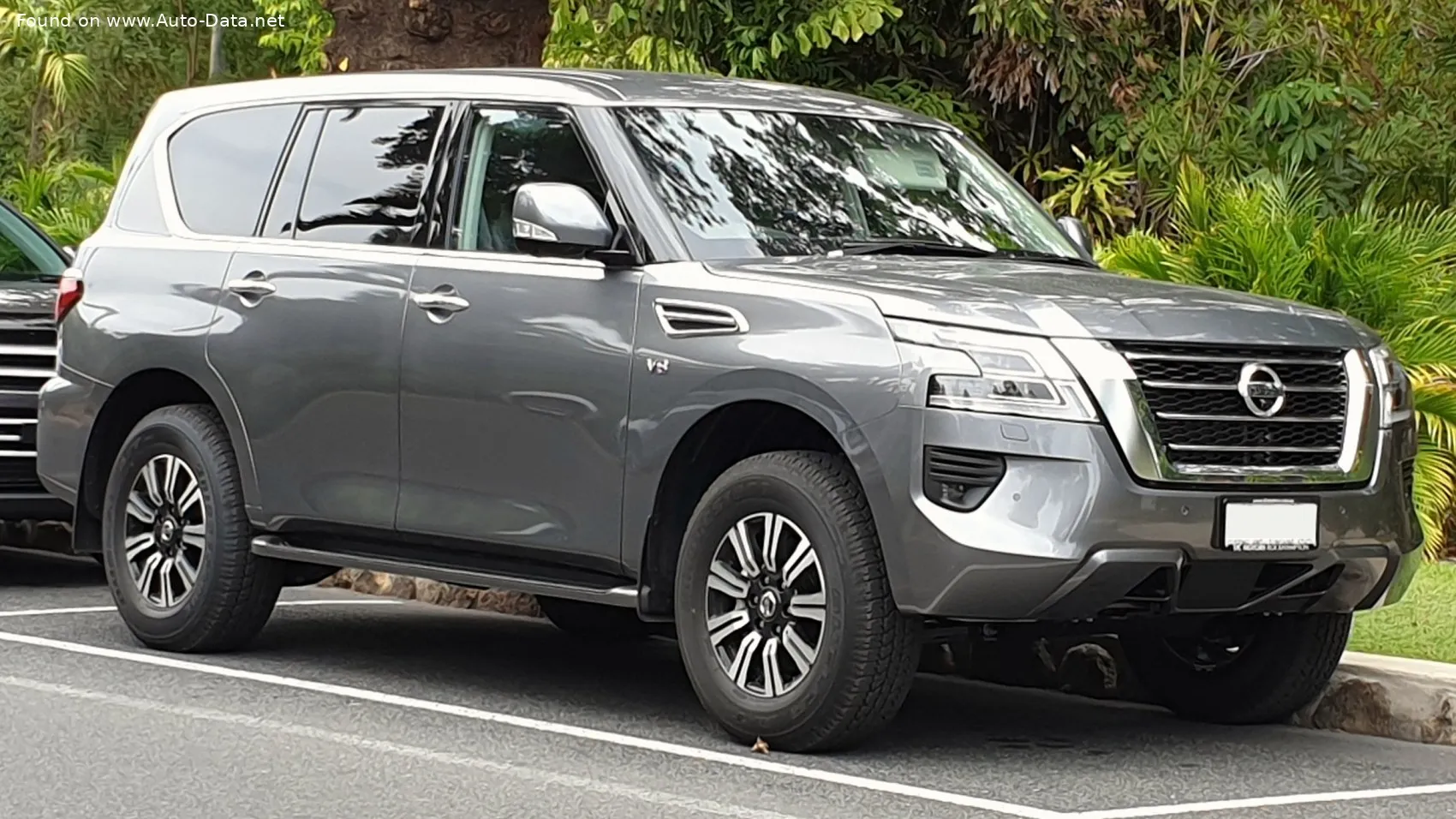 Nissan Patrol Y62 5.6 V8