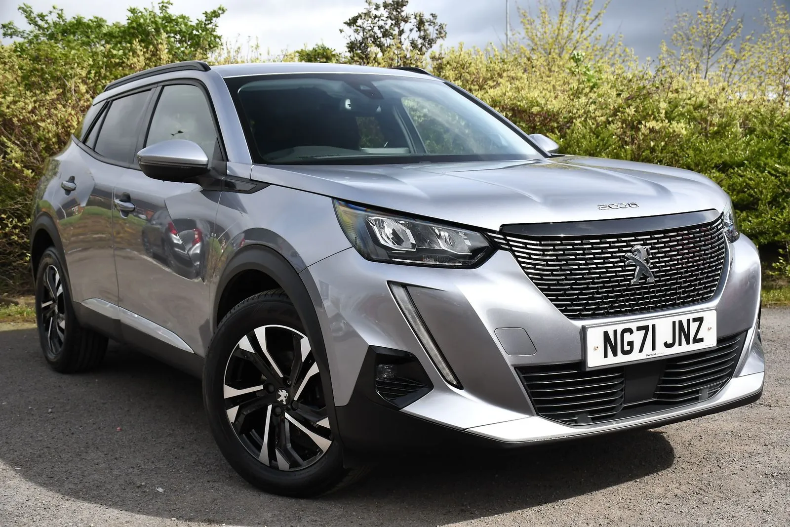 Peugeot 2008 1.2 PureTech Peugeot 2008 1.2 PureTech