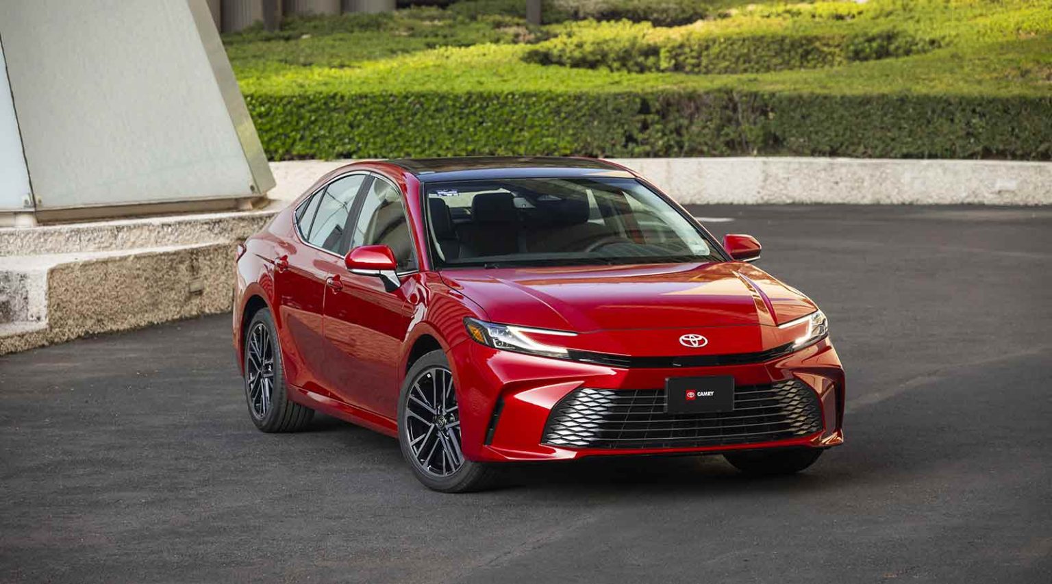 Toyota Camry 2025