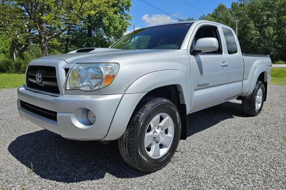 Toyota Tacoma (2005–2010)